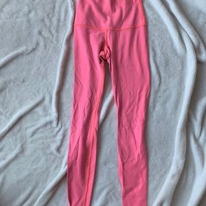 REVERSIBLE RARE LULULEMON WUNDER UNDER